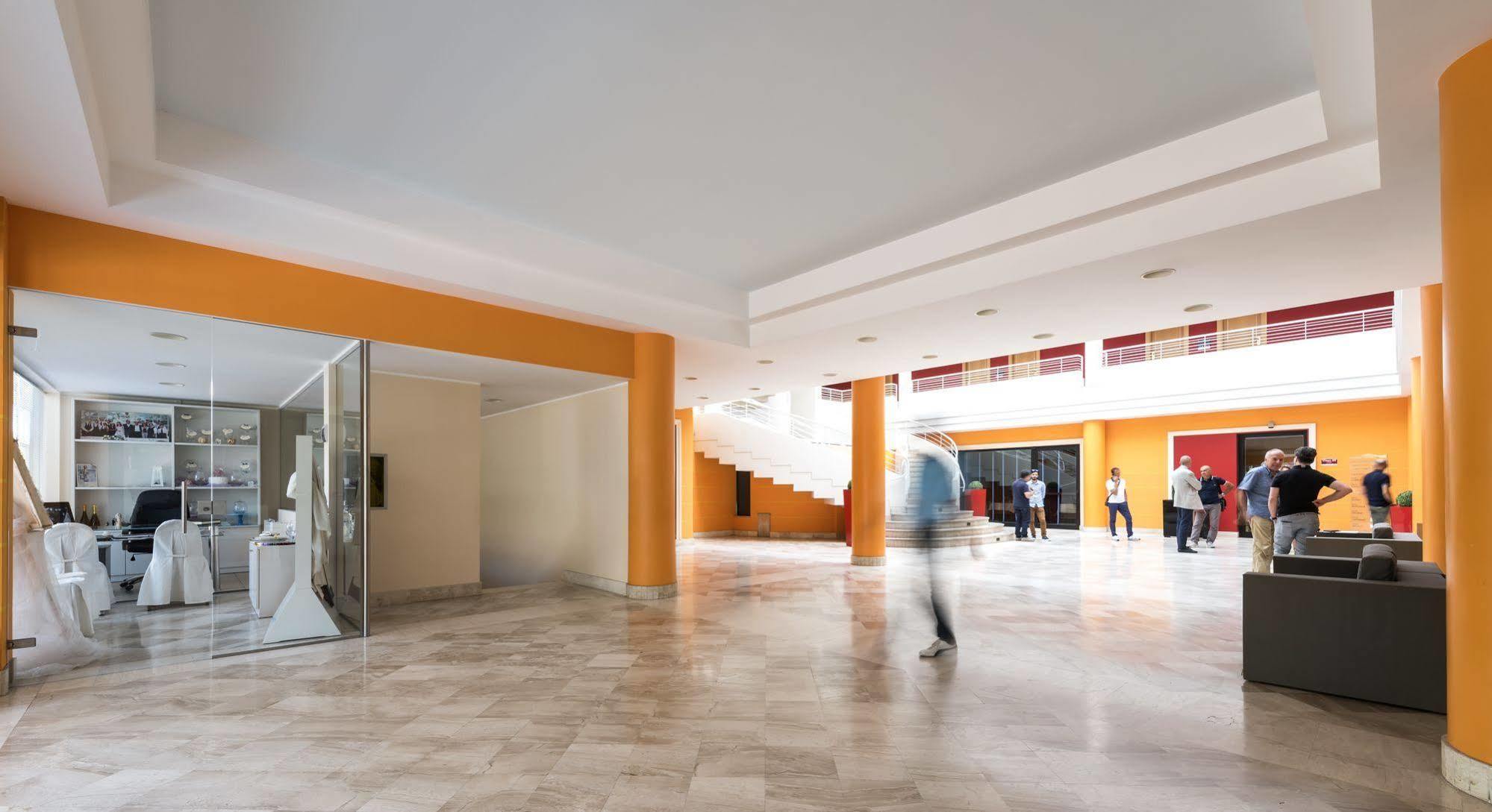 Caesar'S Hotel Cagliari Exterior photo