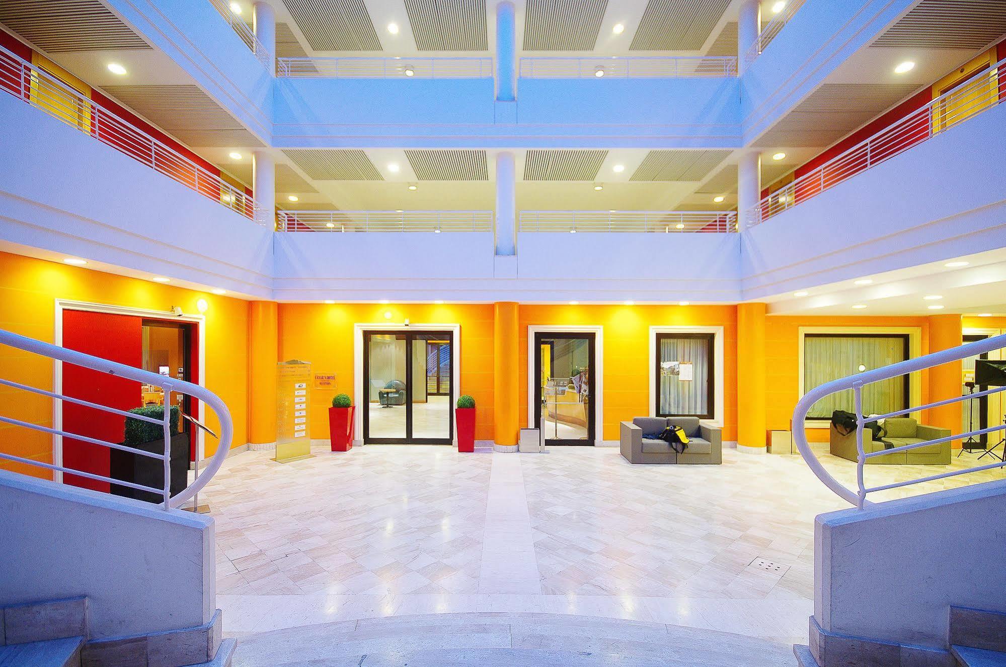 Caesar'S Hotel Cagliari Exterior photo